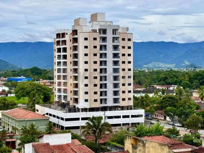 Apartamento Residencial / Porto Novo