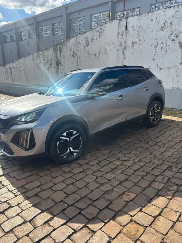 Peugeot 2008 Allure 1.0 Turbo Flex 5P Aut. 2025