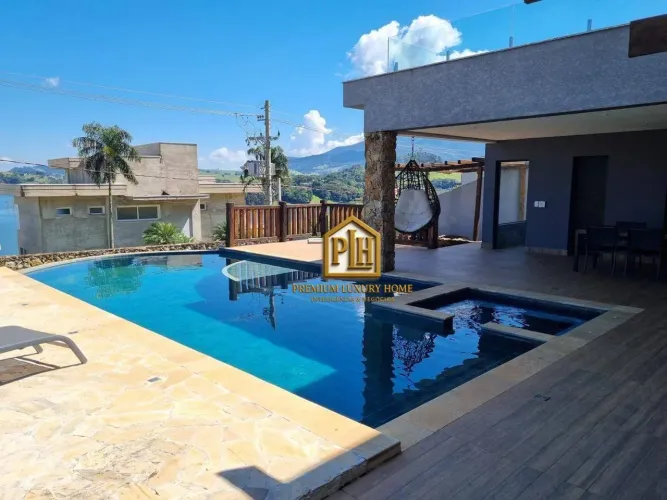 Casa de Alto Padrão à Venda na Represa de Joanópolis Lazer, Vista Panorâmica e Sofisticaç
