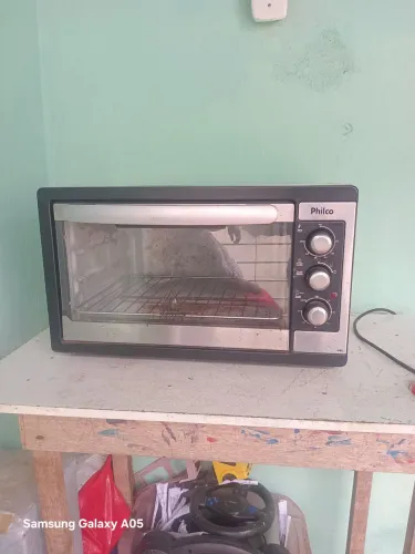 Forno elétrico grande