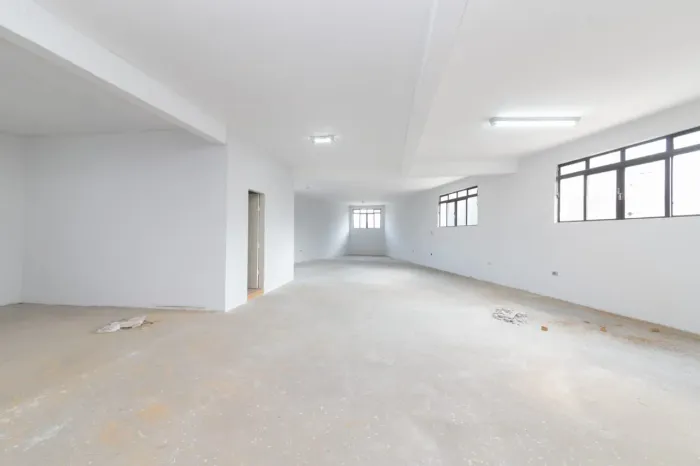 Sala comercial na Rua José Zappi, 202 - Primeiro Andar 250 m²