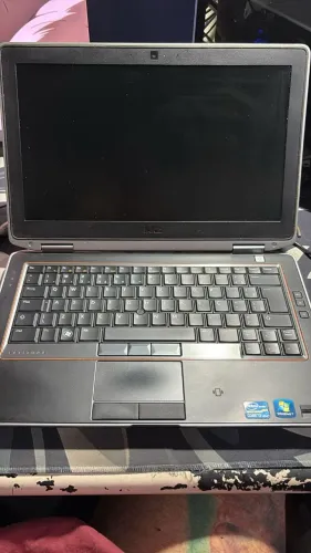 Notebook Dell i7 8gb ram ssd 128 100%
