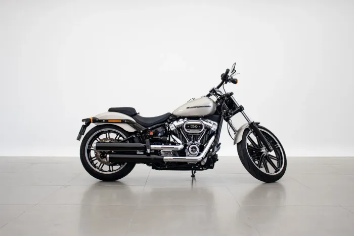 Harley-Davidson SOFTAIL BREAKOUT FXBRS