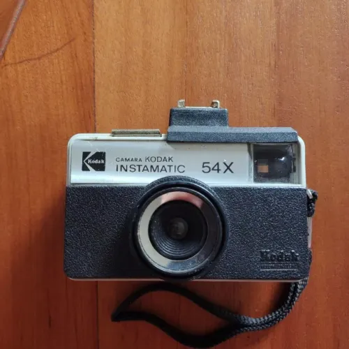 Antiga câmera Kodak Instamatic 54X