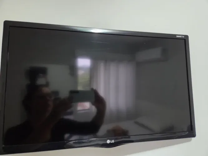 TV LG 24 polegadas Smart