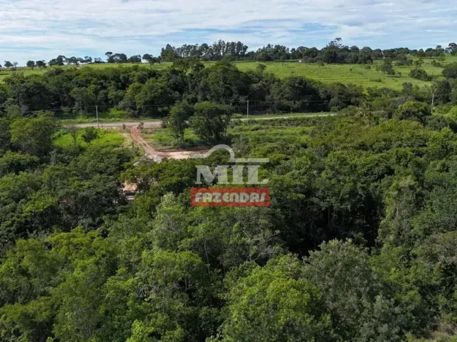 Chácara de 8.470M² em Crominia - Go