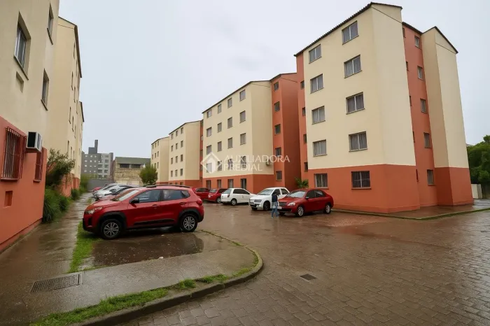 Apartamento de 2 dormitórios 43m2 privativos 1 vaga e garagem no bairro Camaqua