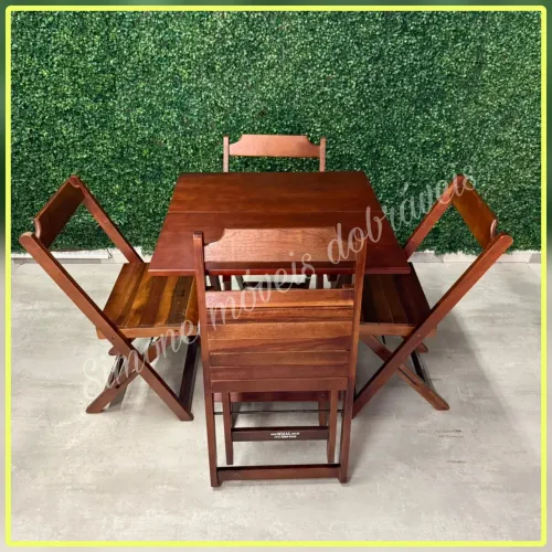 Mesa 70x70 dobrável com cadeiras