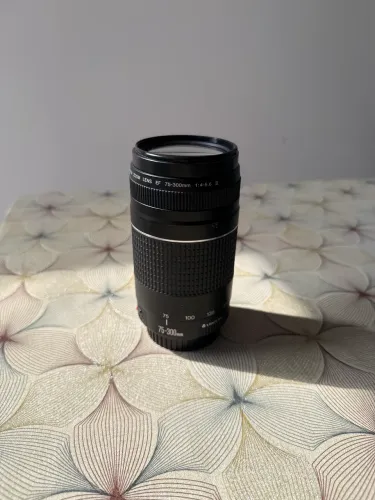 Lente cânon 75-300