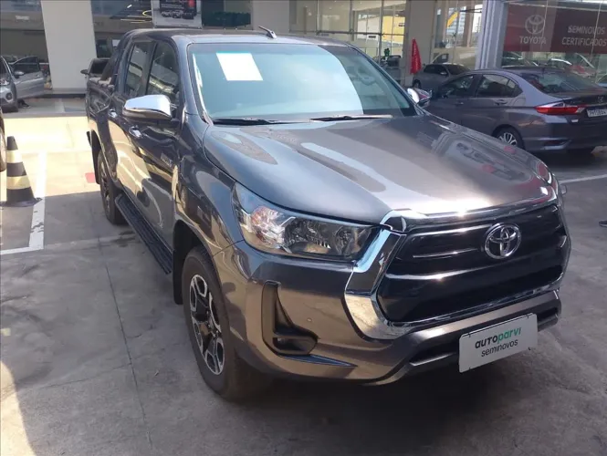 Toyota Hilux CD SRV 4X4 2.8 TDI Diesel Aut. 2024
