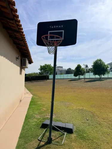 Tabela de Basquete TARMAK semi nova