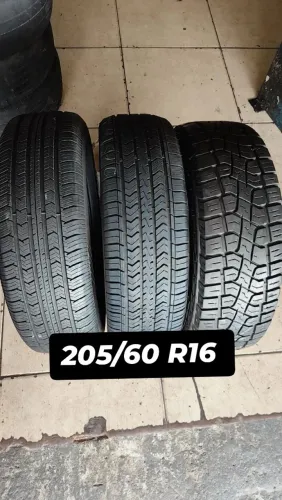 Pneu 205/60 R16 todos originais com excelente preço