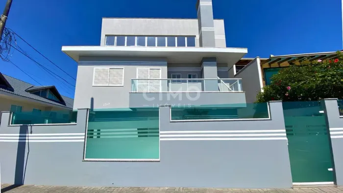 Casa Frente Mar à Venda em Gravatá - Navegantes7 Dormitórios