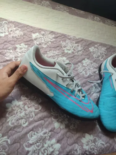 Chuteira Nike Phantom gx og para Society