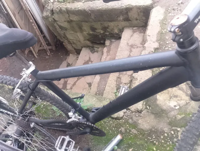 Bicicleta aro 26 alumínio.