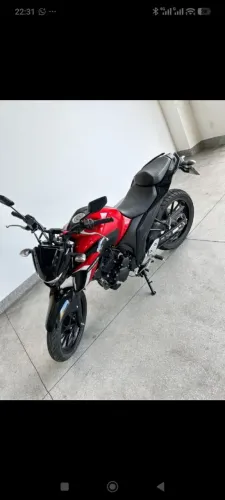 FZ25