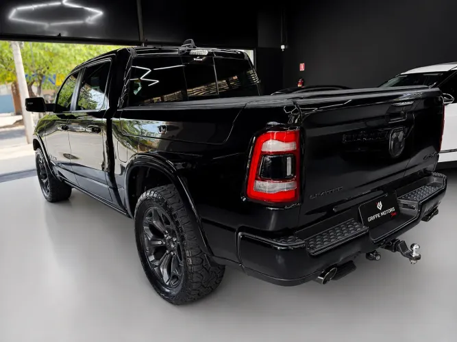 Ram 1500 Limited 5.7 CD 4X4 Aut. 2023