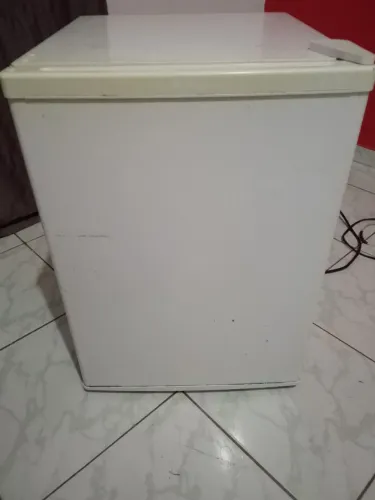 FRIGOBAR