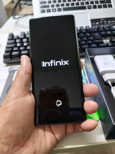 Smatrphone Infinix Note 40 pro, 5g azul completo