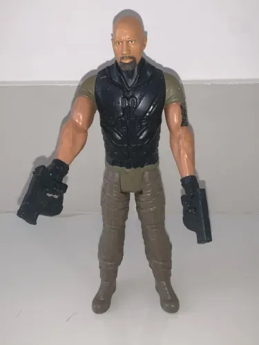 Boneco Falcon 