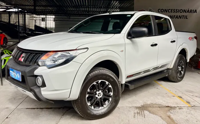 Mitsubishi L200 Triton Sport GL 2.4 Diesel 2023