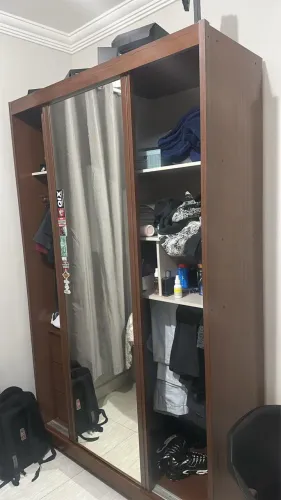 GUARDA ROUPA