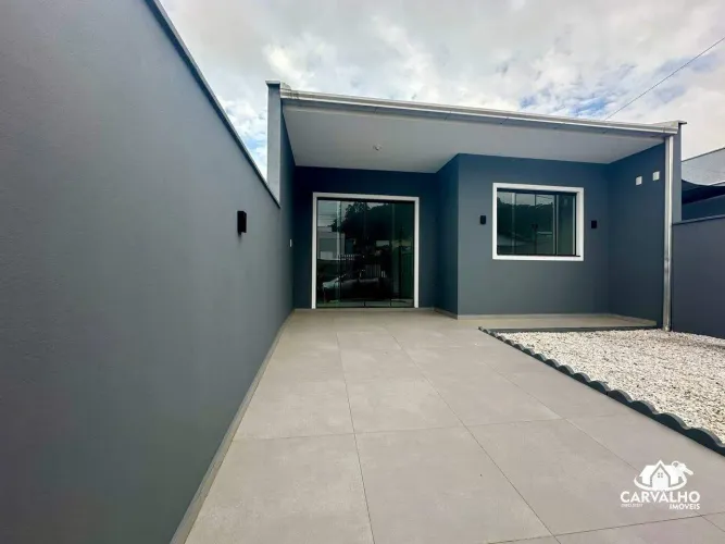 Casa com 2 dormitórios para locação anual no bairro Itajuba em Barra Velha