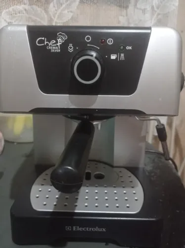 Cafeteira expresso Eletrolux chefcream 