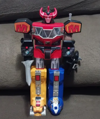 Robô Megazord Power Rangers clássico original Bandai