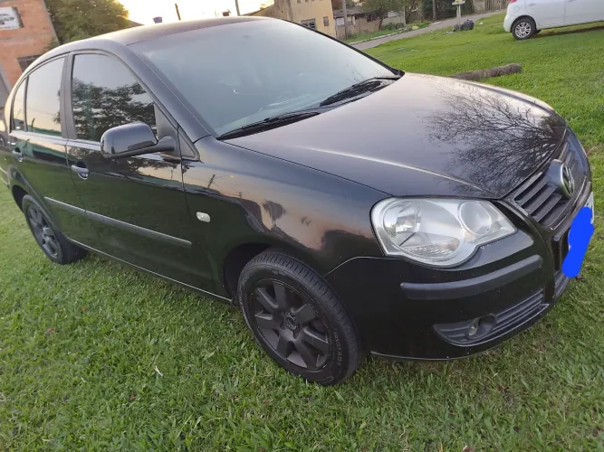 Volkswagen Polo Sedan 1.6 MI Total Flex 8V 4P 2008