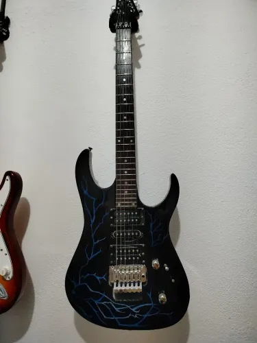 Guitarra Memphis Tagima