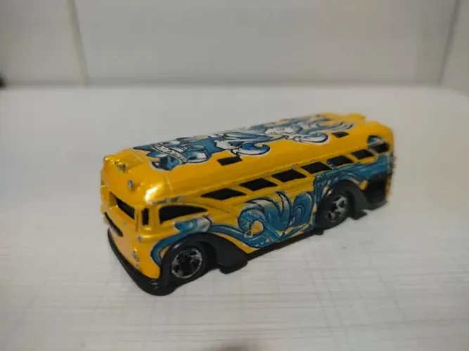 Hot Wheels Surfin' School Bus 1/64 Amarelo/Azul