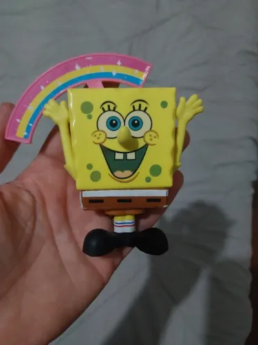 Boneco Bob Esponja Feliz 