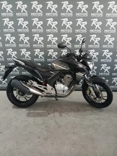 Moto Honda CB 250 TWISTER 250 2022