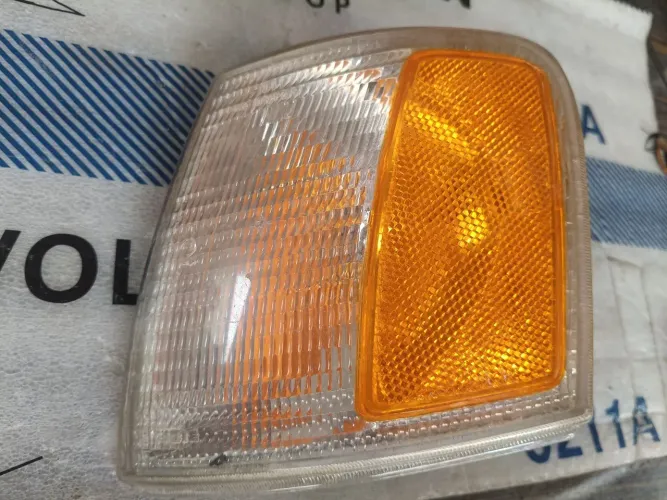 Pisca esquerdo original cibie S10 trazer.