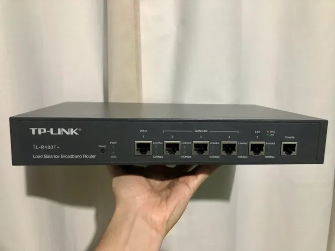 Roteador com balanceamento de carga TPLINK TL-R480T+