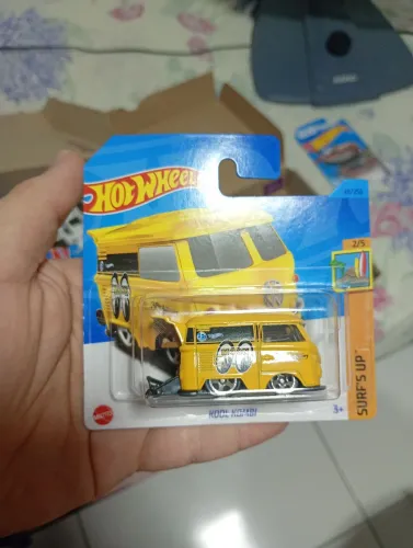 Kool Kombi surf's UP 2/5 hot Wheels 