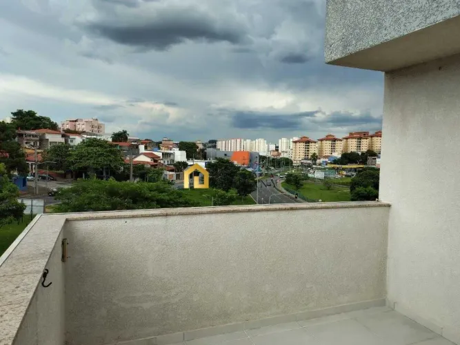 Apartamento dúplex à venda no Edifício Vitória em Sorocaba/SP!