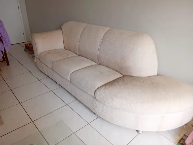 SUPER OPORTUNIDADE: SOFÁ ELEGANTE!