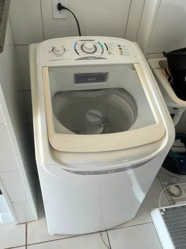 Máquina de Lavar Electrolux Turbo Economia 10 kg