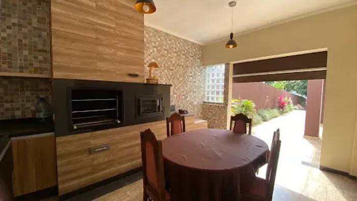 Casa com 4 quartos, 409 m² - venda por R$ 1.165.000 ou aluguel por R$ 10.470/mês - Colina