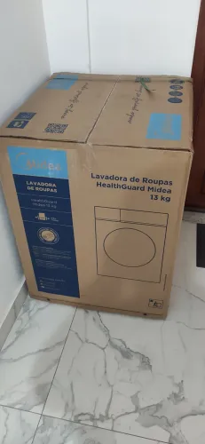 Máquina de lavar 13kg Midea HealthGuard Titanium