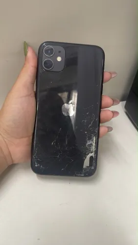 iPhone 11