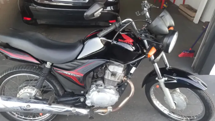 33km original tirei zera na super moto ....no meu nome