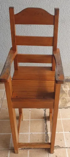 Cadeira Infantil de Madeira Maciça 