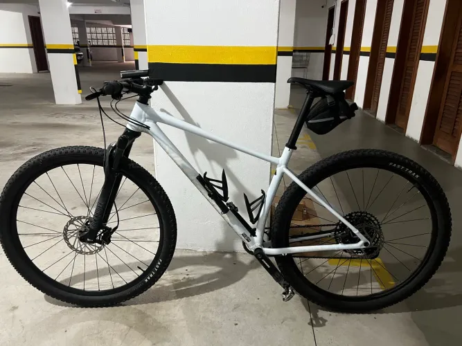 Specialized Chisel Hardtail