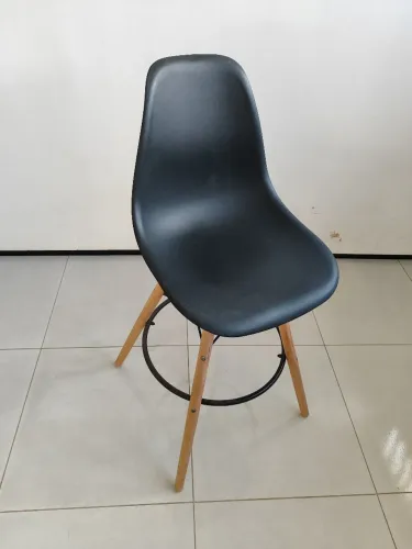 03 Banquetas para balcão