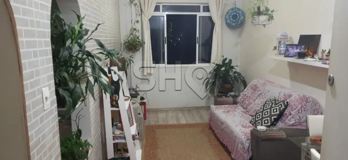 Apartamento no Edifício Almeida em Perdizes