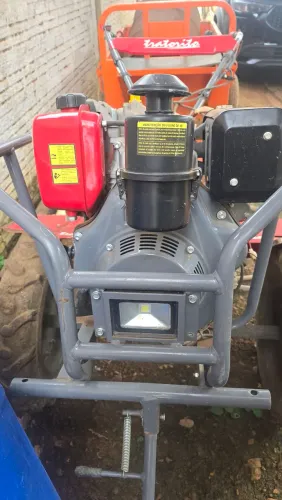 Vendo Tratorito em ótimas condições 