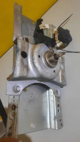 Vendo essa peça da lavadora Electrolux  lte12.